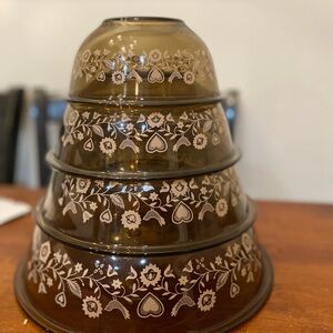 Pyrenex vintage Brown Floral Nesting Mixing Bowls